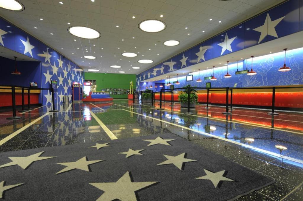 Disney'S All-Star Sports Resort Селебрейшн Экстерьер фото